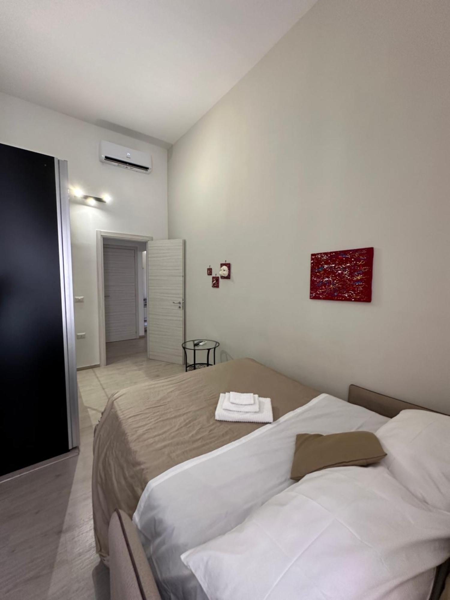 Stay Soft Apartment - Centro Storico Napoli Εξωτερικό φωτογραφία
