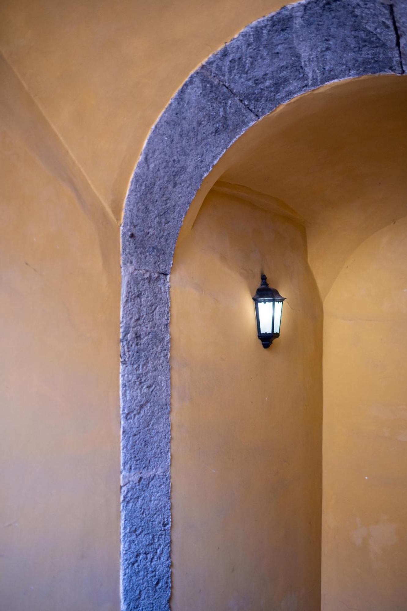Stay Soft Apartment - Centro Storico Napoli Εξωτερικό φωτογραφία